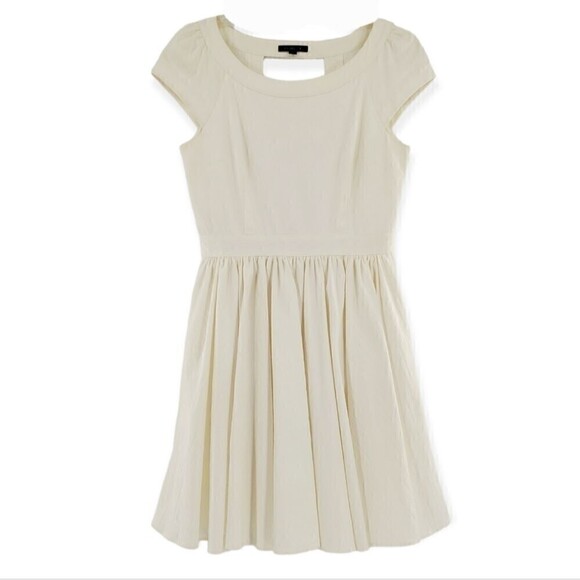 Rachel Zoe Dresses & Skirts - Rachel Zoe Lydia White Textured Cap Sleeve Open Back Pleated A-Line Dress